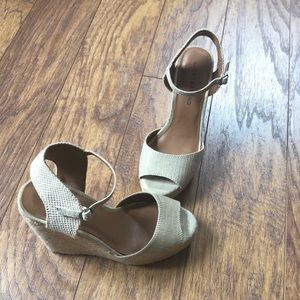 Lucky Brand wedges